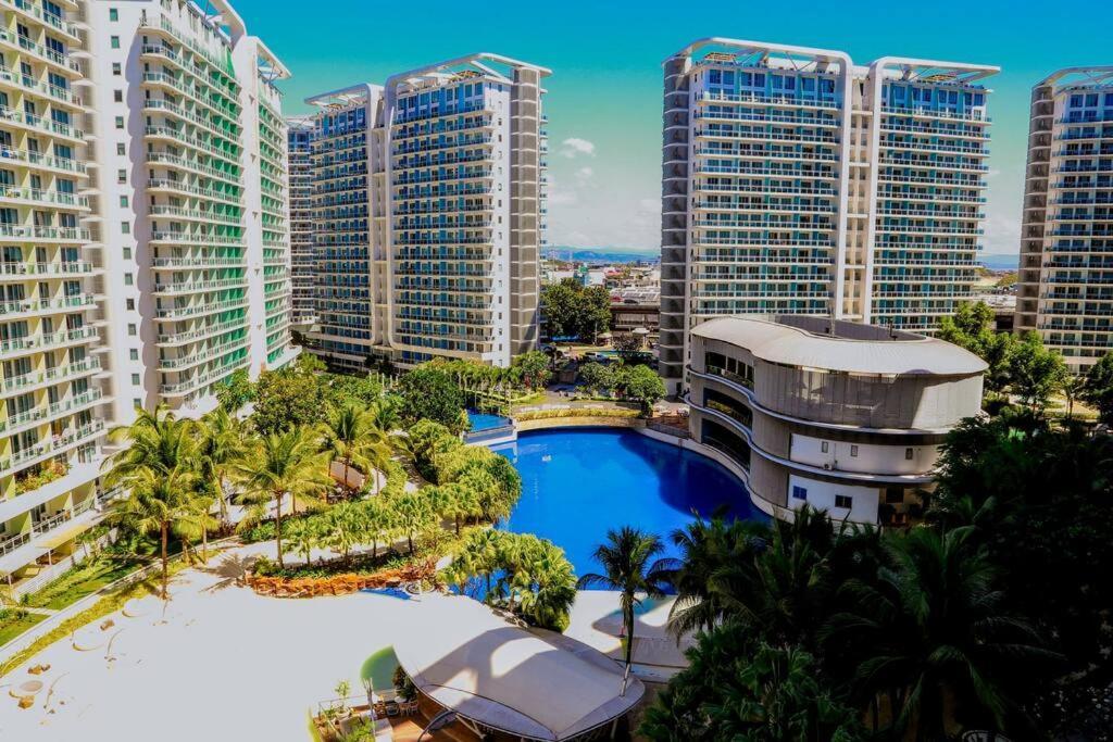 Apartment Azure Staycation By Solace Peak 2br *