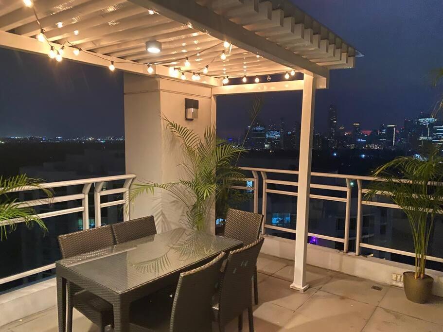 Lovely 2-br With Patio At Bgc Apartment *