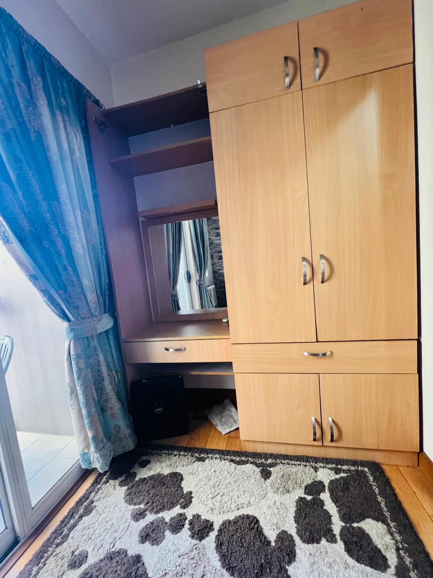 Apartment Fully Furnished In Makati *