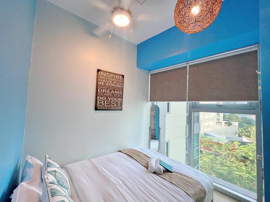 Marina- Avant Bgc Parking W Fee Apartment Manila