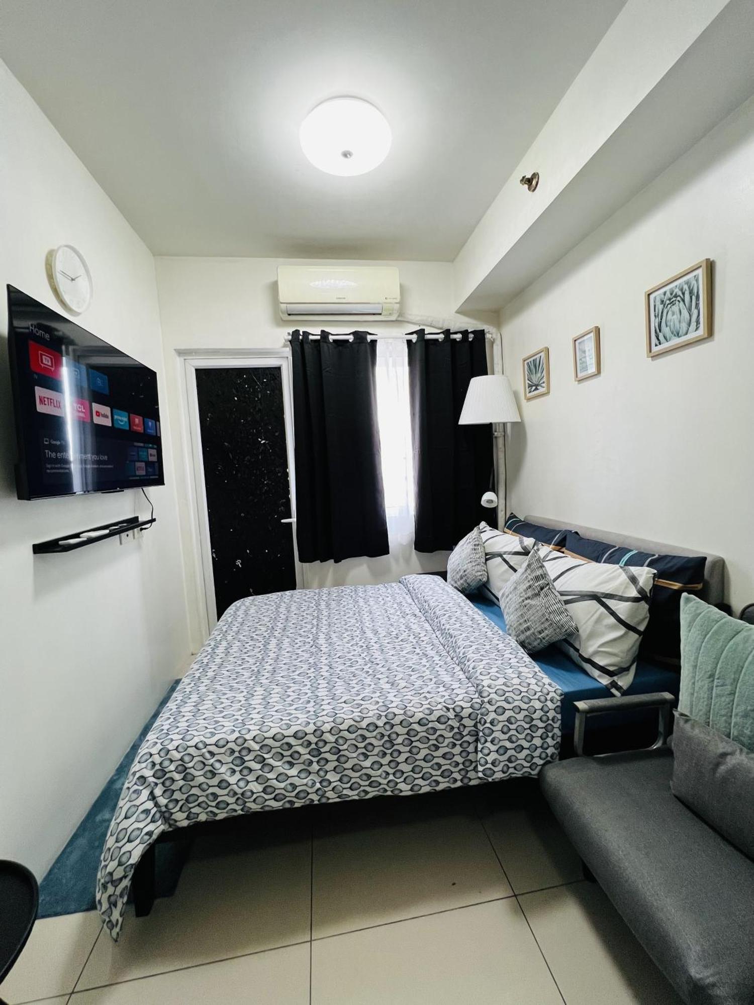 Sea Breeze Apartment *