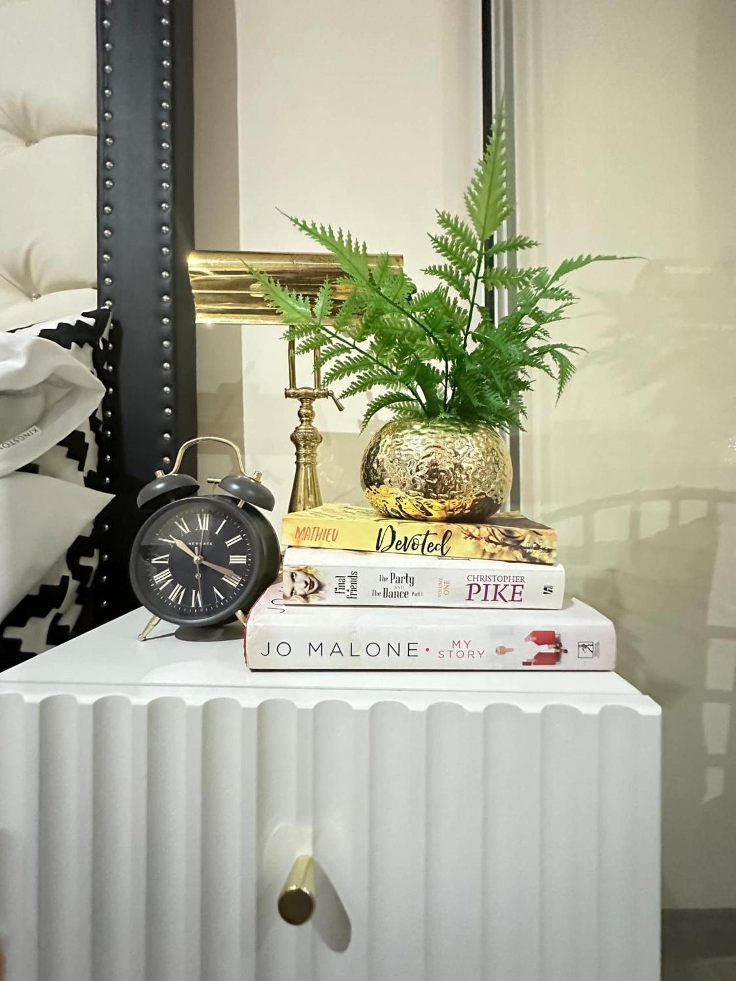 Azure Urban - St Tropez Tower Staycation Unit With A European Touch