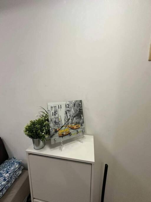 Casita Payapa - Newly Furnished Unit 2nd Flr Apartment Manila