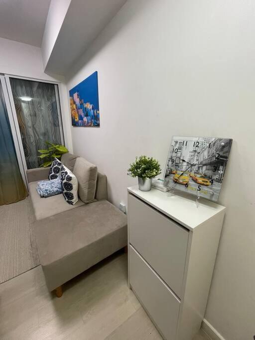 Casita Payapa - Newly Furnished Unit 2nd Flr *