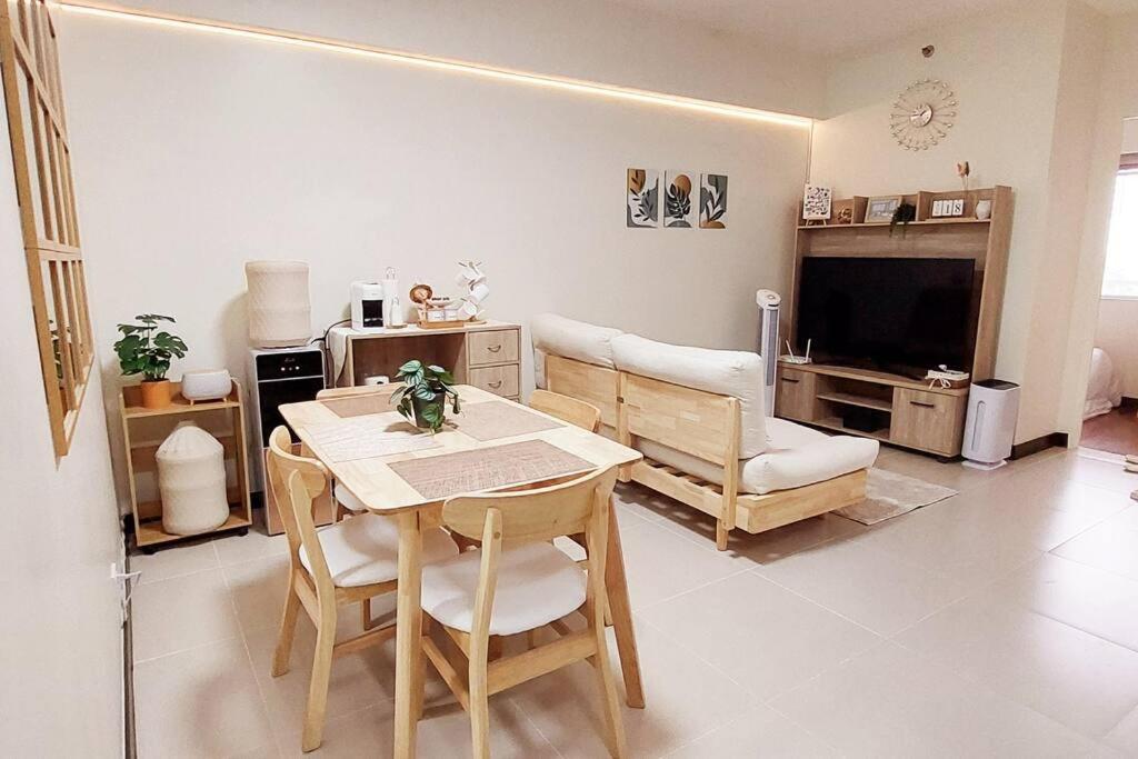 Apartment Helaena's Scandi Haven Manila