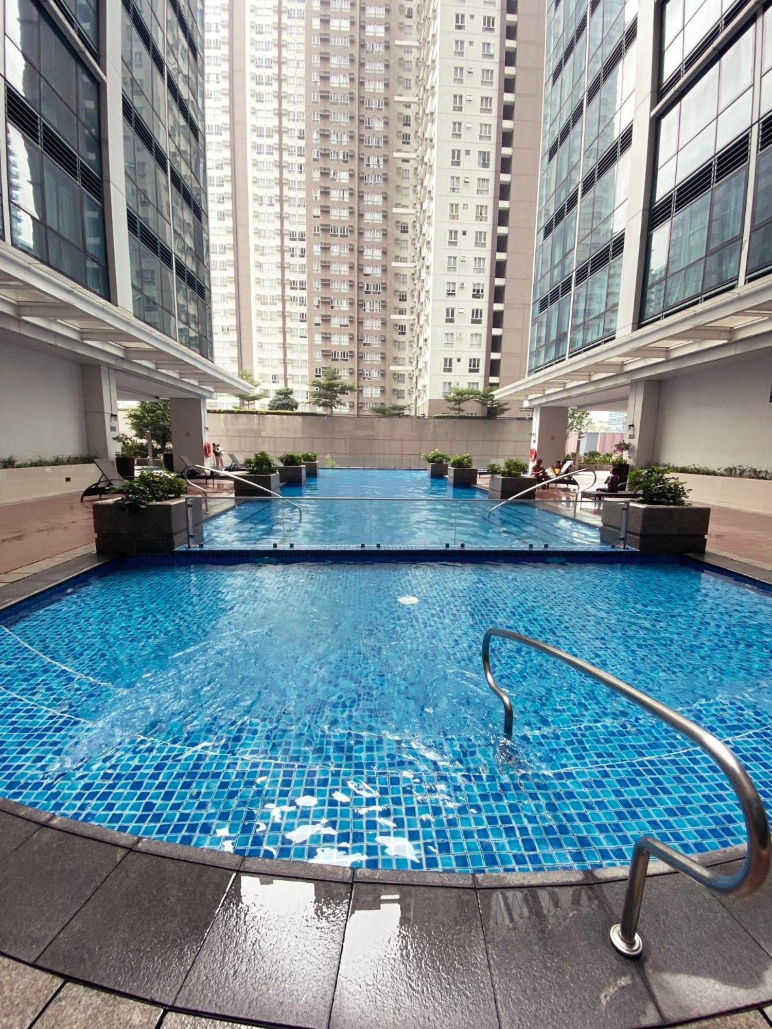 Life Uptown Bgc Manila