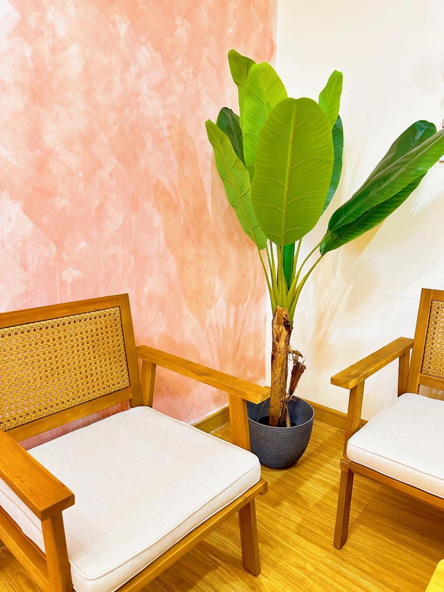 Apartment 2 Bedroom Summer Themed Unit At Azure Manila