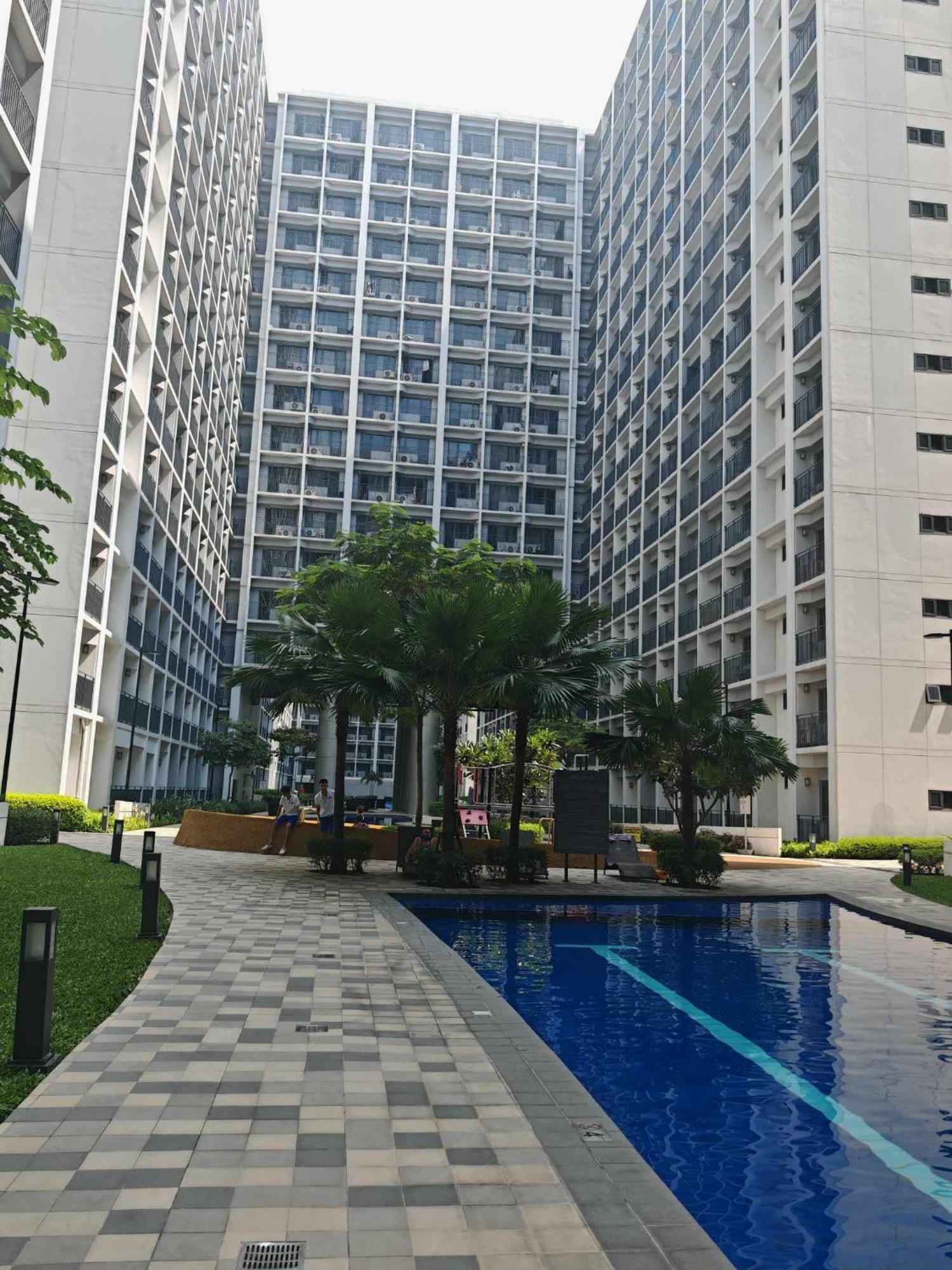 Zeki's Place - Shore 2 Residences Moa Apartment *