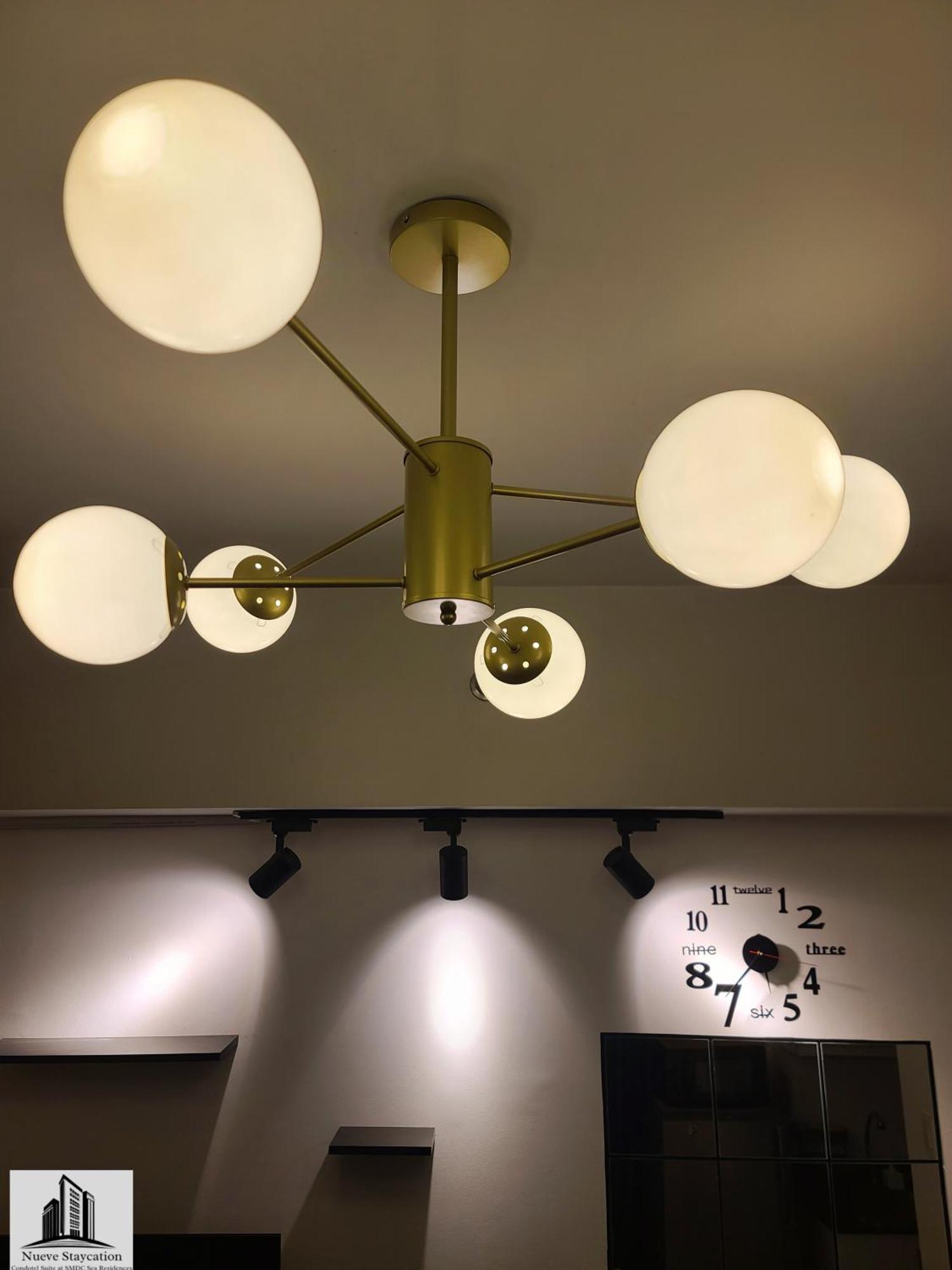 Nueve Staycation Apartment Manila