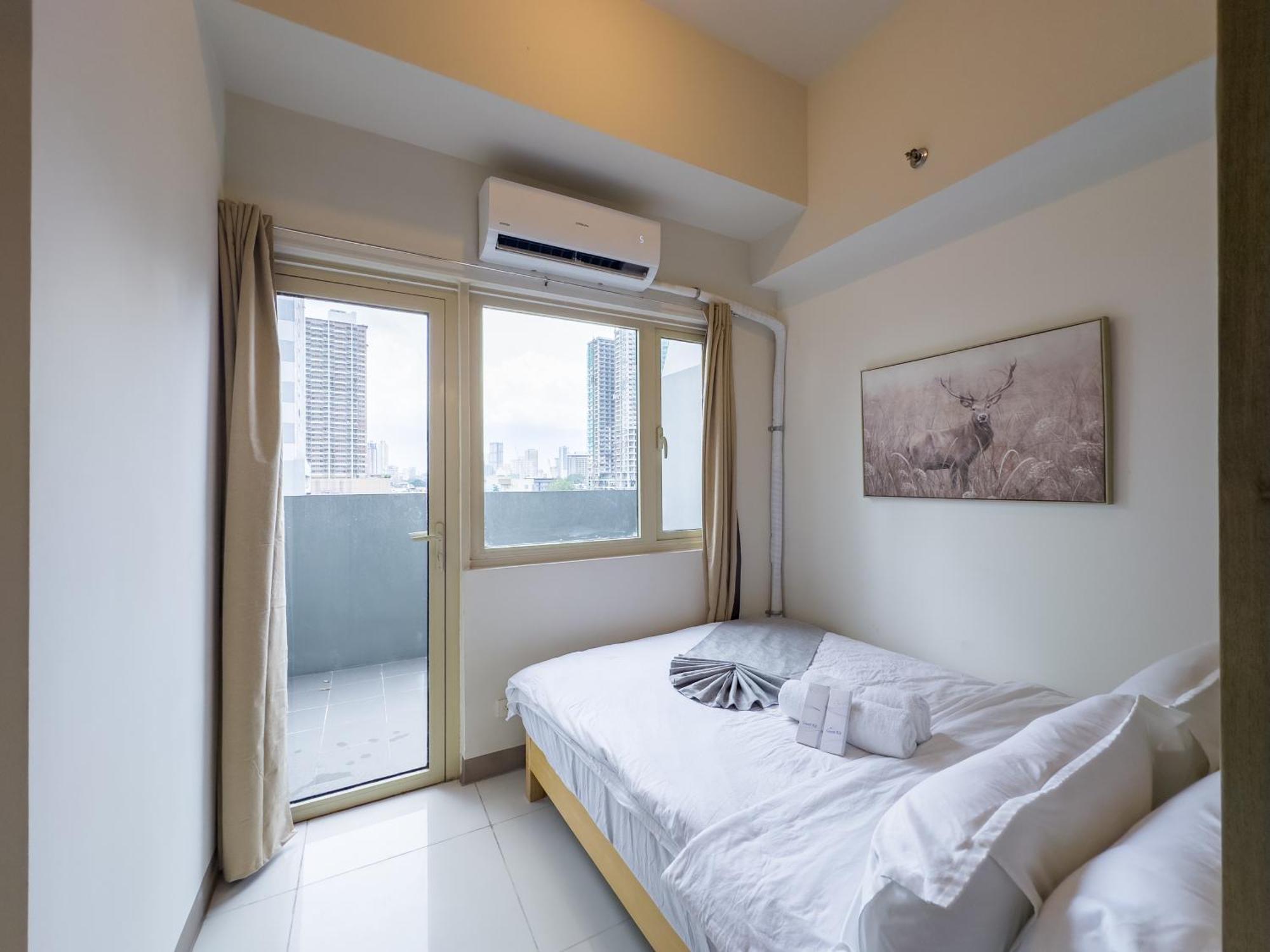 Gemstonebr In Smdc Coast Residences * Manila