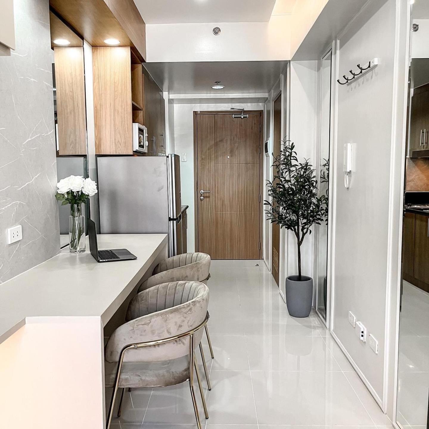 Urbanest Shore 3 Tower 3 Pasay Philippines Apartment