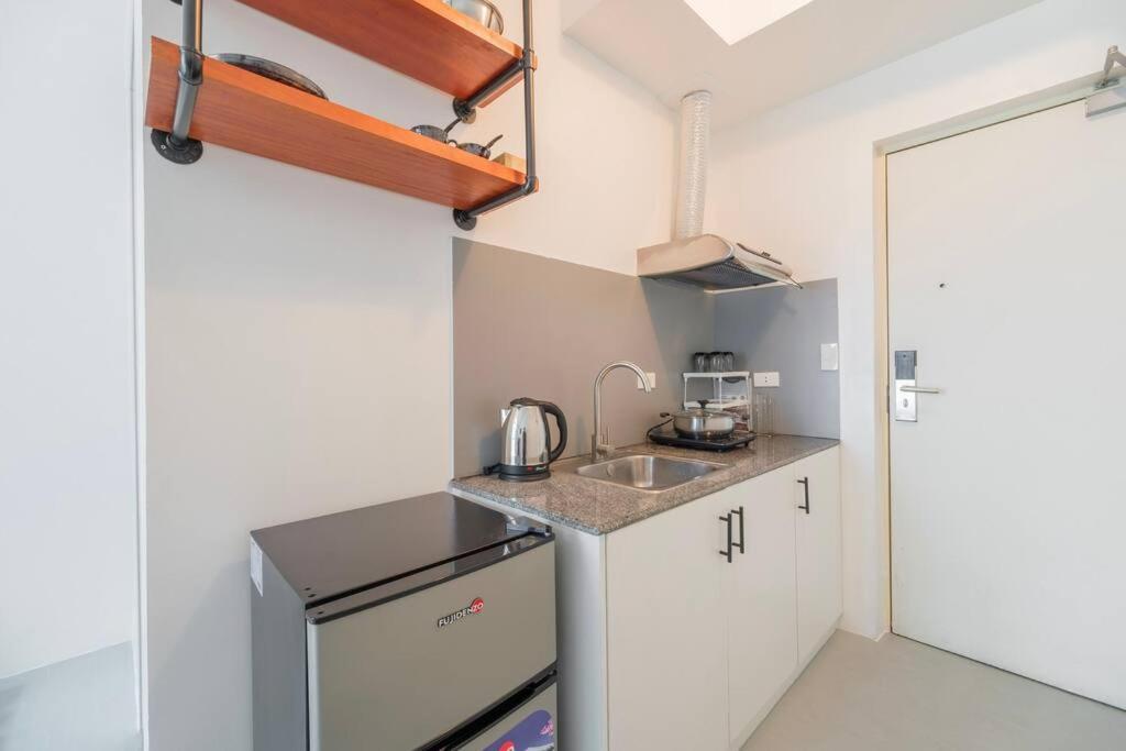 Apartment Japanese Stylish In Makati