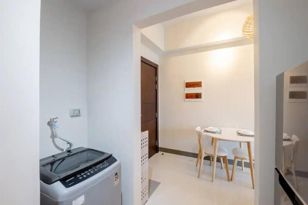 Apartment Uptown Bgc Manila