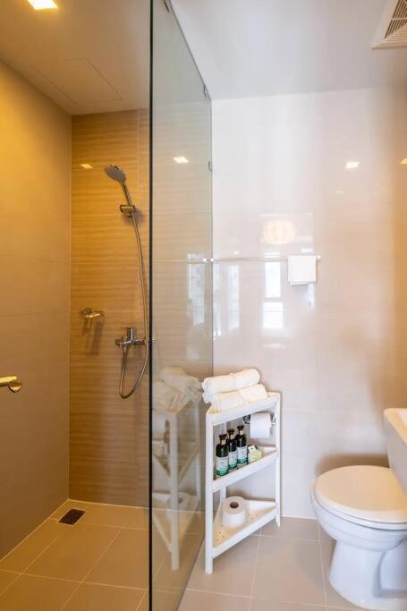 Apartment Uptown Bgc