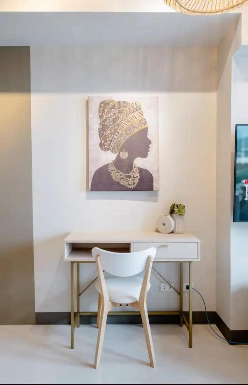 Apartment Uptown Bgc