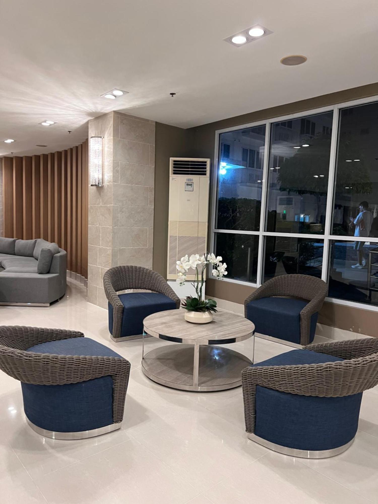 Apartment Sea Residence Moa - Paul Manila
