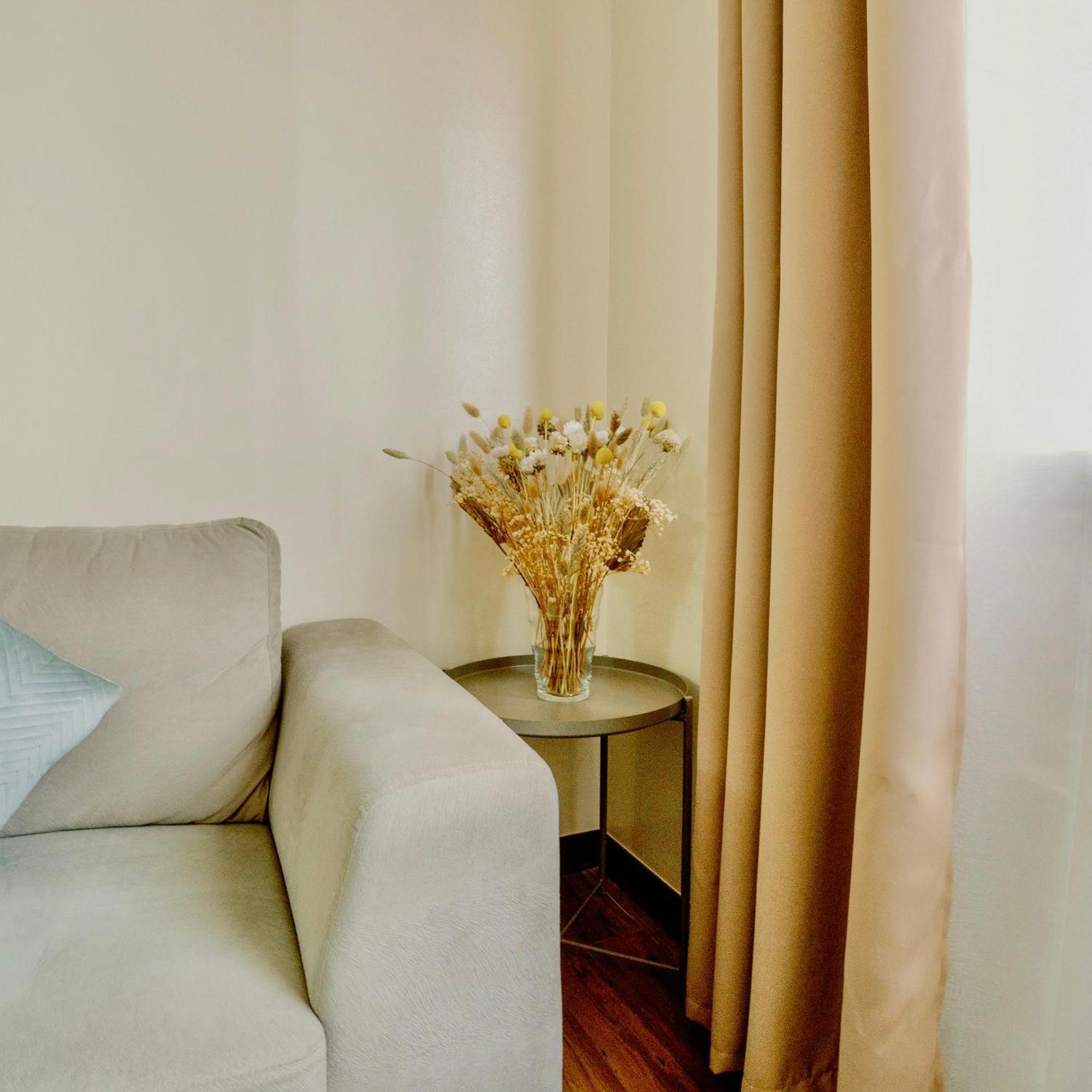 Spacious 2br At Soma Bgc Near Sm Aura And Bonifacio High Street Apartamento *