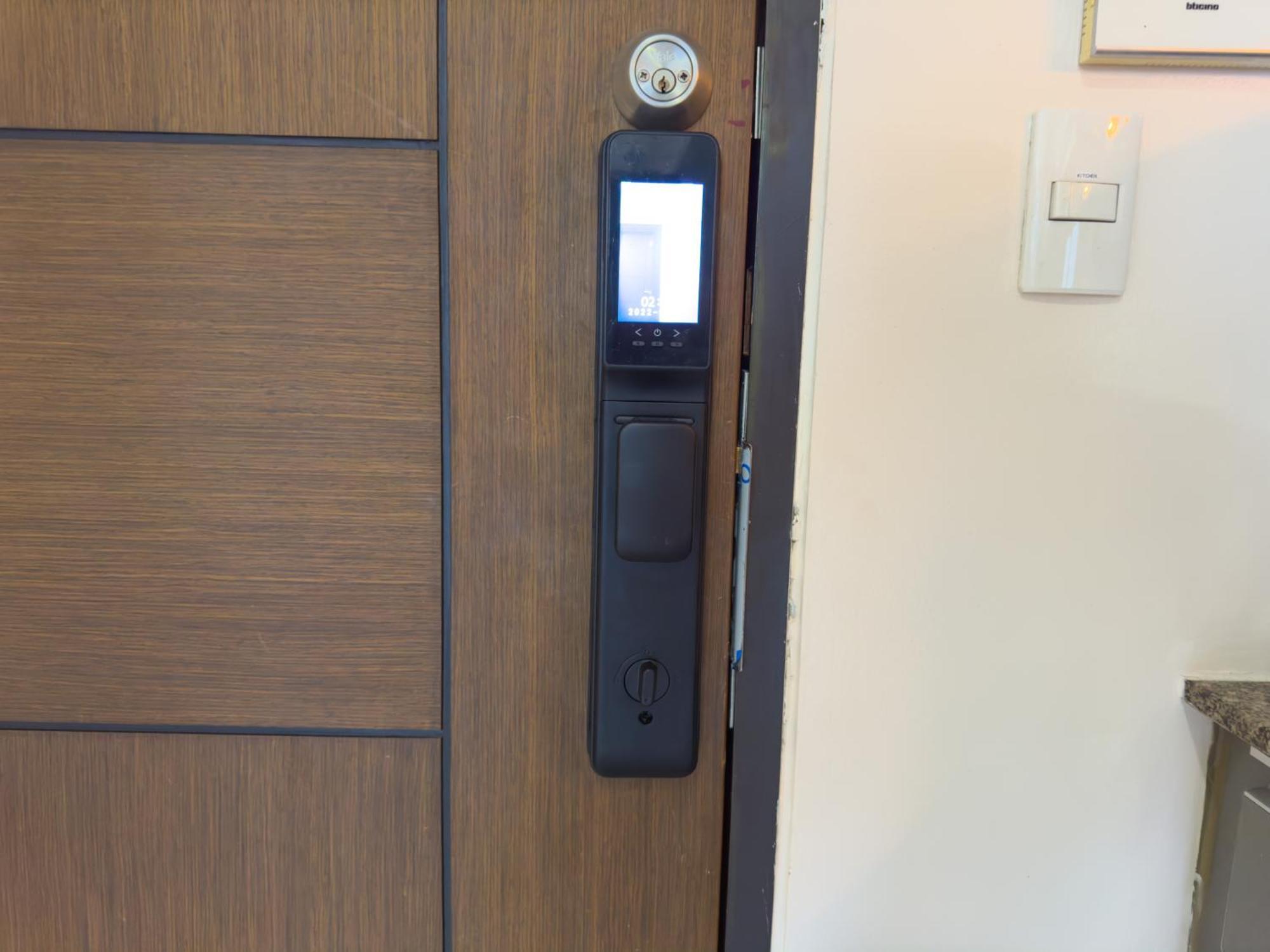1br Bgc, One Uptown B001 * Manila