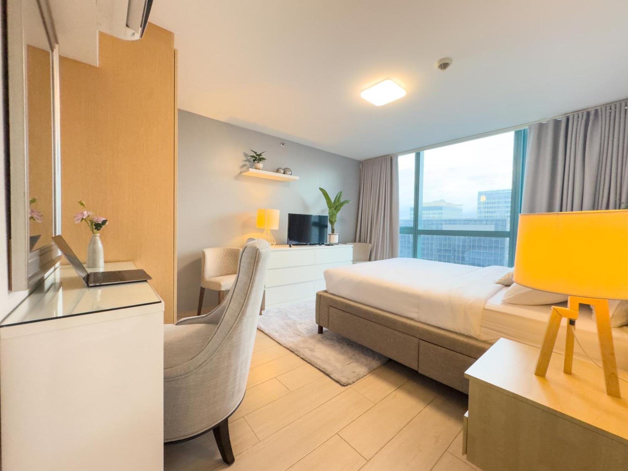 1br Bgc, One Uptown B001 Apartment Manila