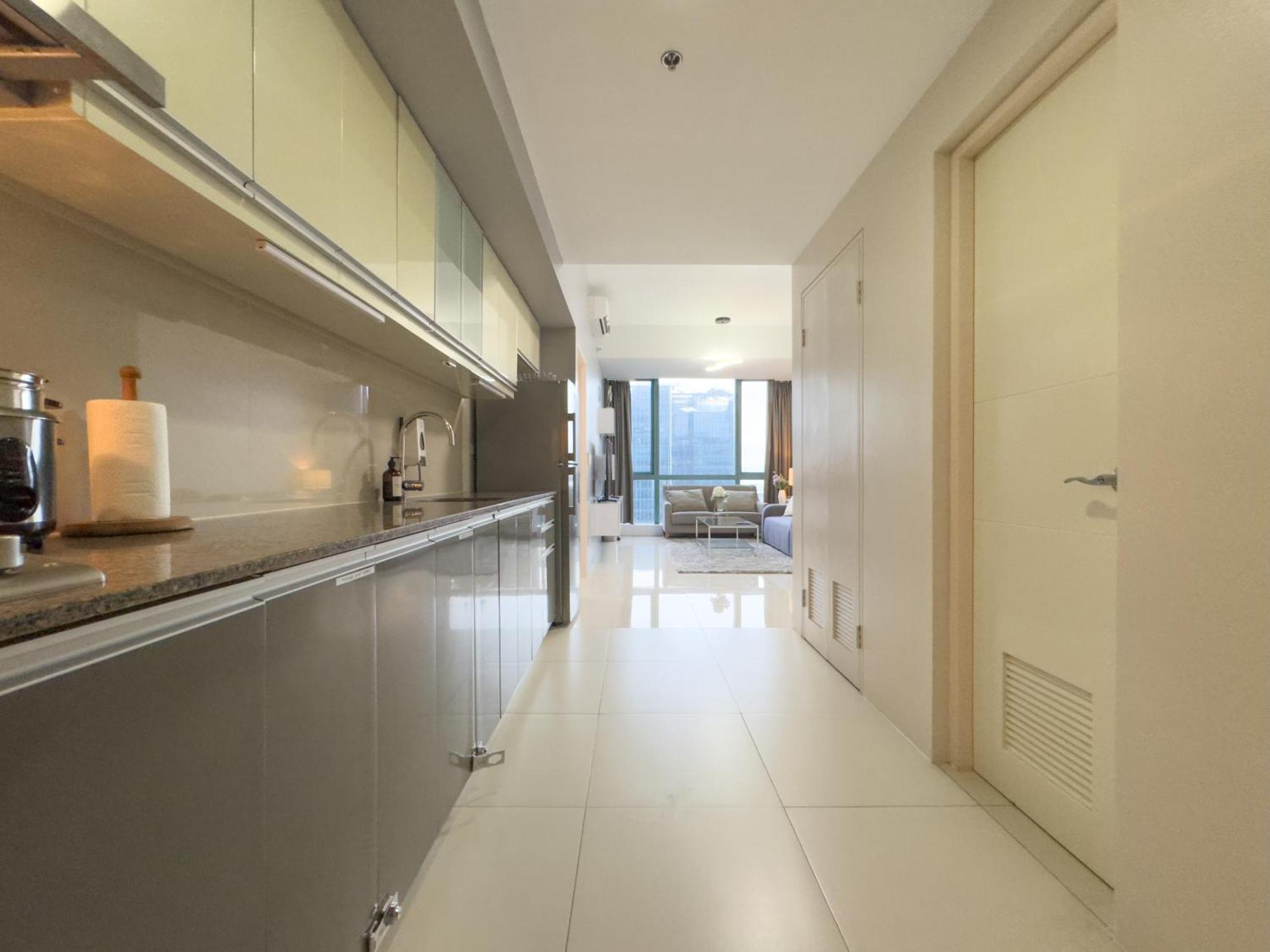 1br Bgc, One Uptown B001 Apartment