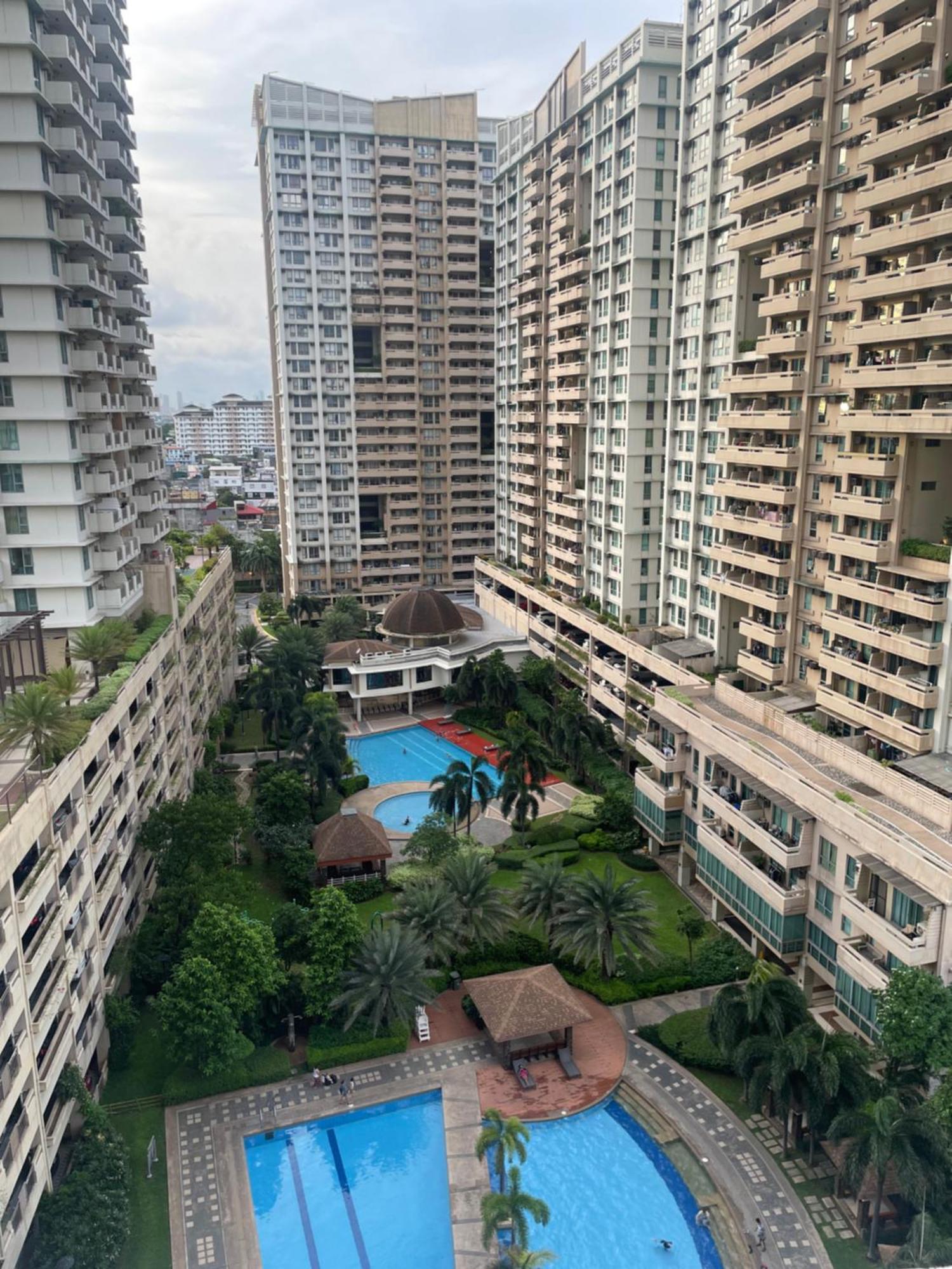 Luxury Bauhaus Inspired Near Makati * Manila
