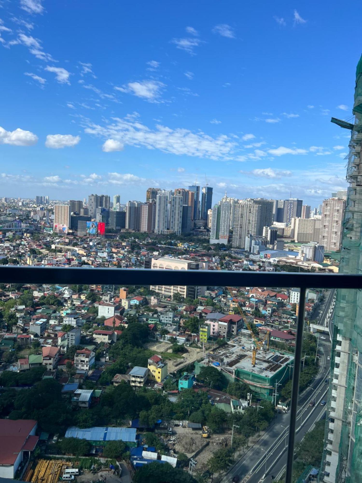 Cozy 1 Bedroom In Uptown Bgc Apartment