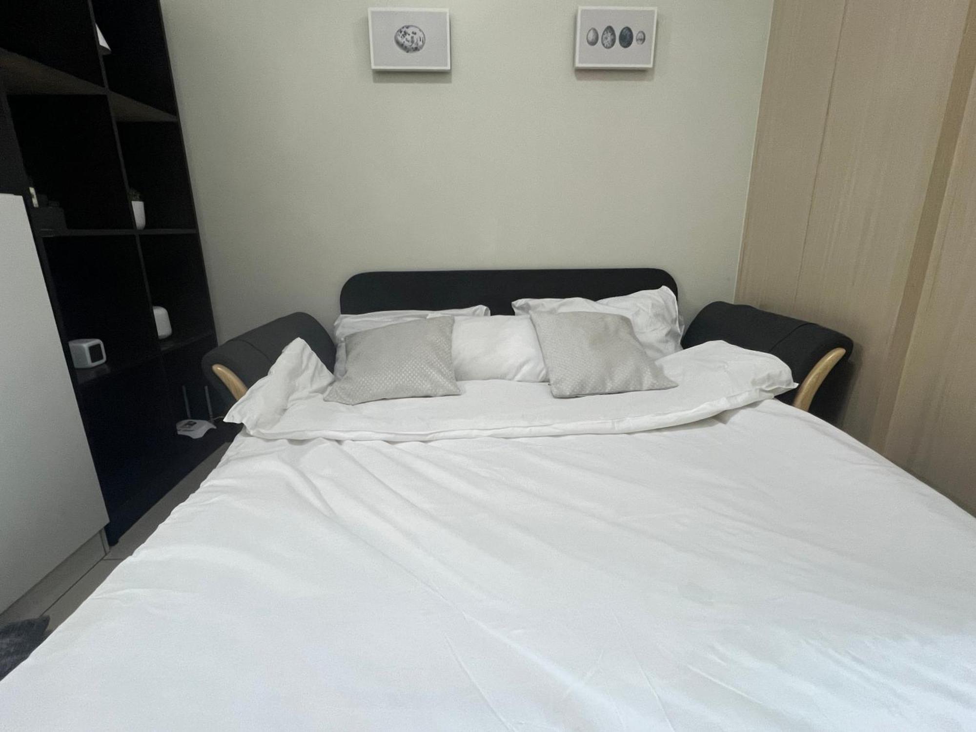 Cozy 1 Bedroom Makati With Balcony Wifi Apartment Manila