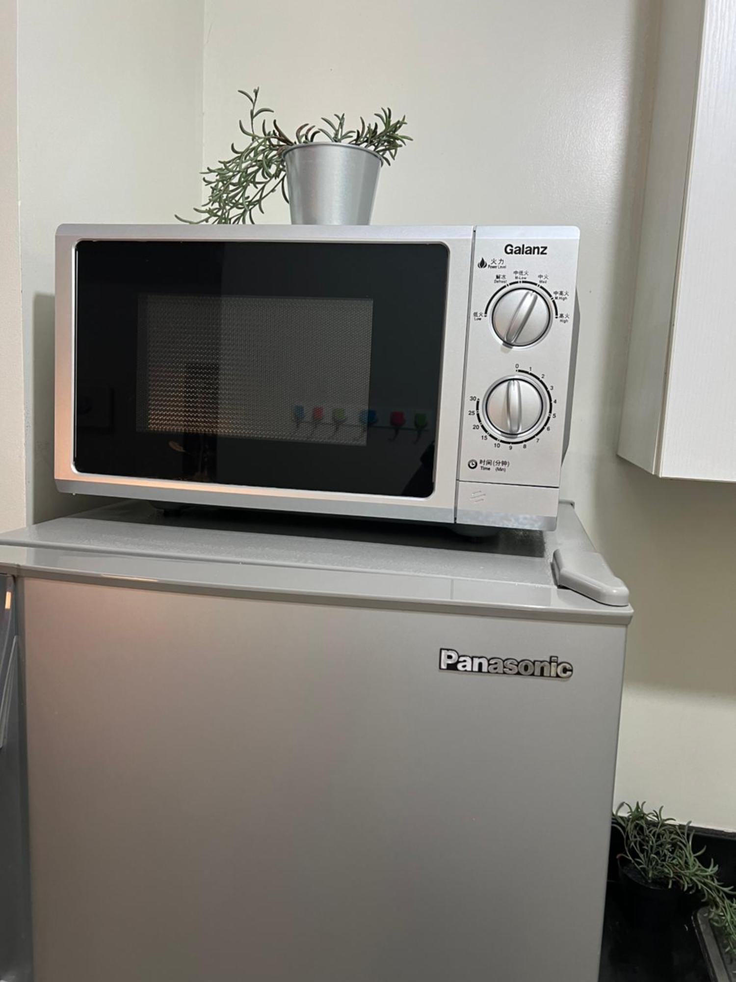 Apartment Cozy 1 Bedroom Makati With Balcony Wifi