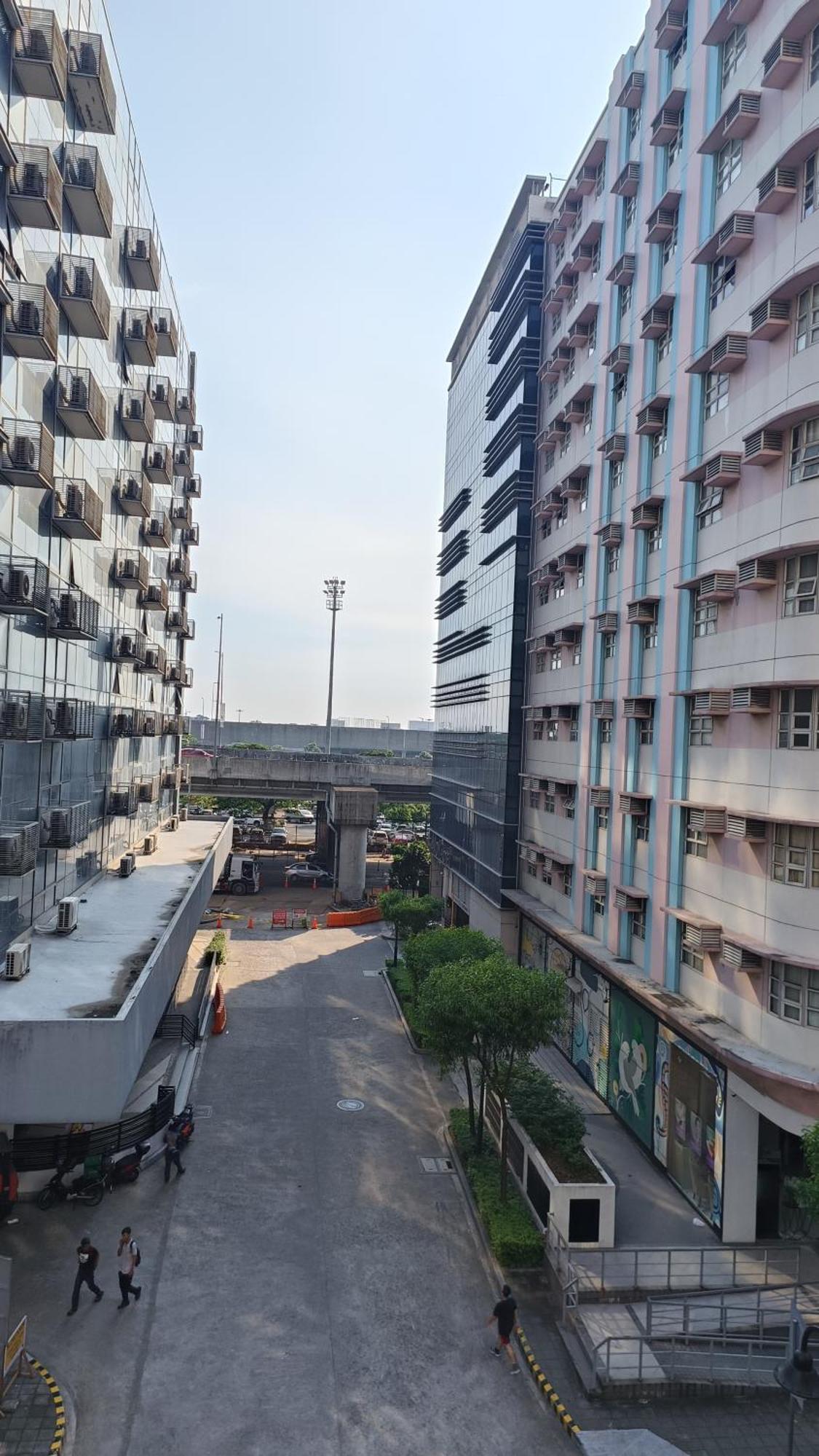 Apartment 1br And Unit @ 150 Newport Near Naia 3