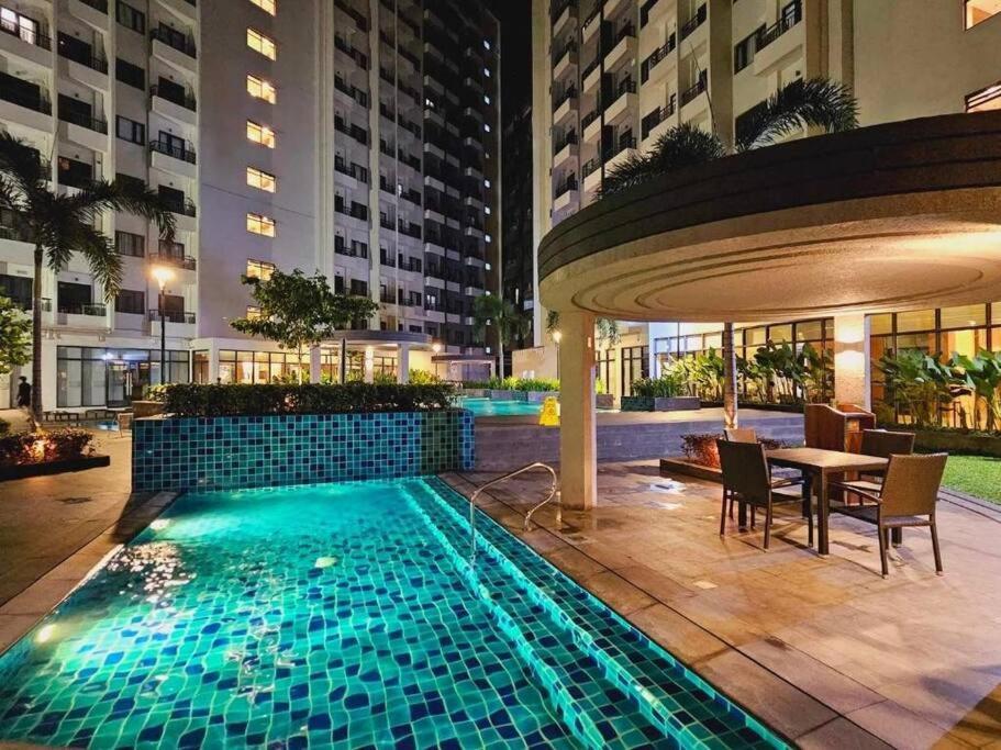 Apartment Spring Residences With Free Parking Manila