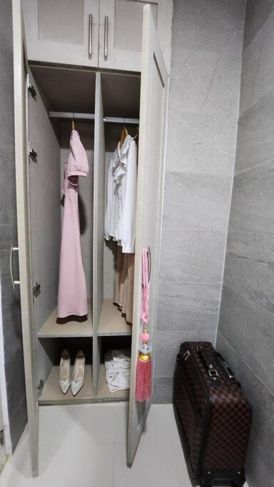 Coquette Vibes Close To Cubao's Araneta Center Apartment *