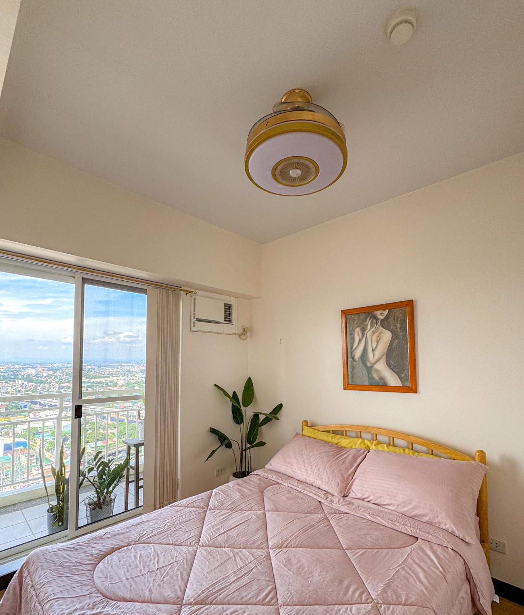 Spacious 1br With Sunset View At The Celandine *