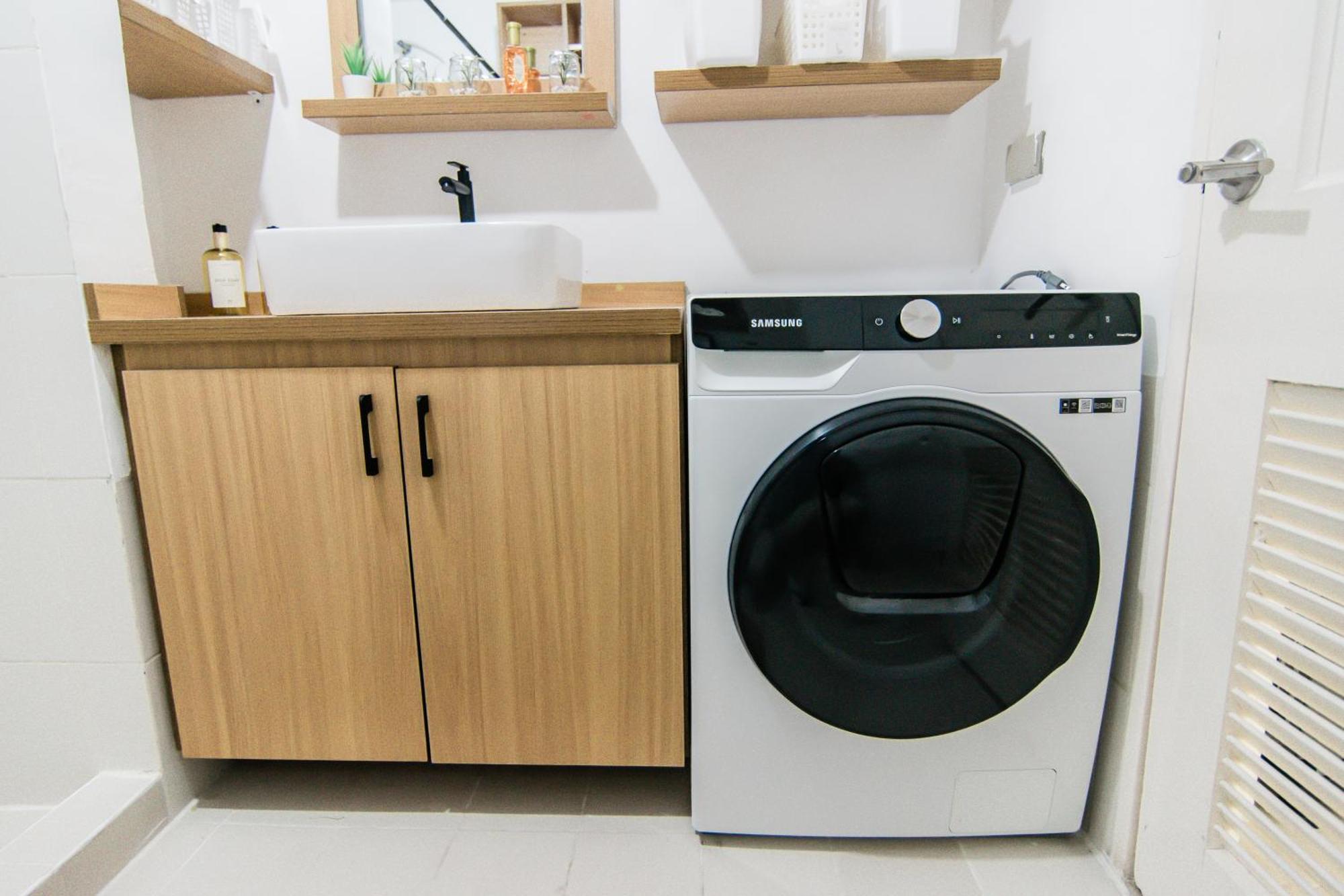 Apartment Excellent Location 2 Bdrm Homey Wifi Near Airport *