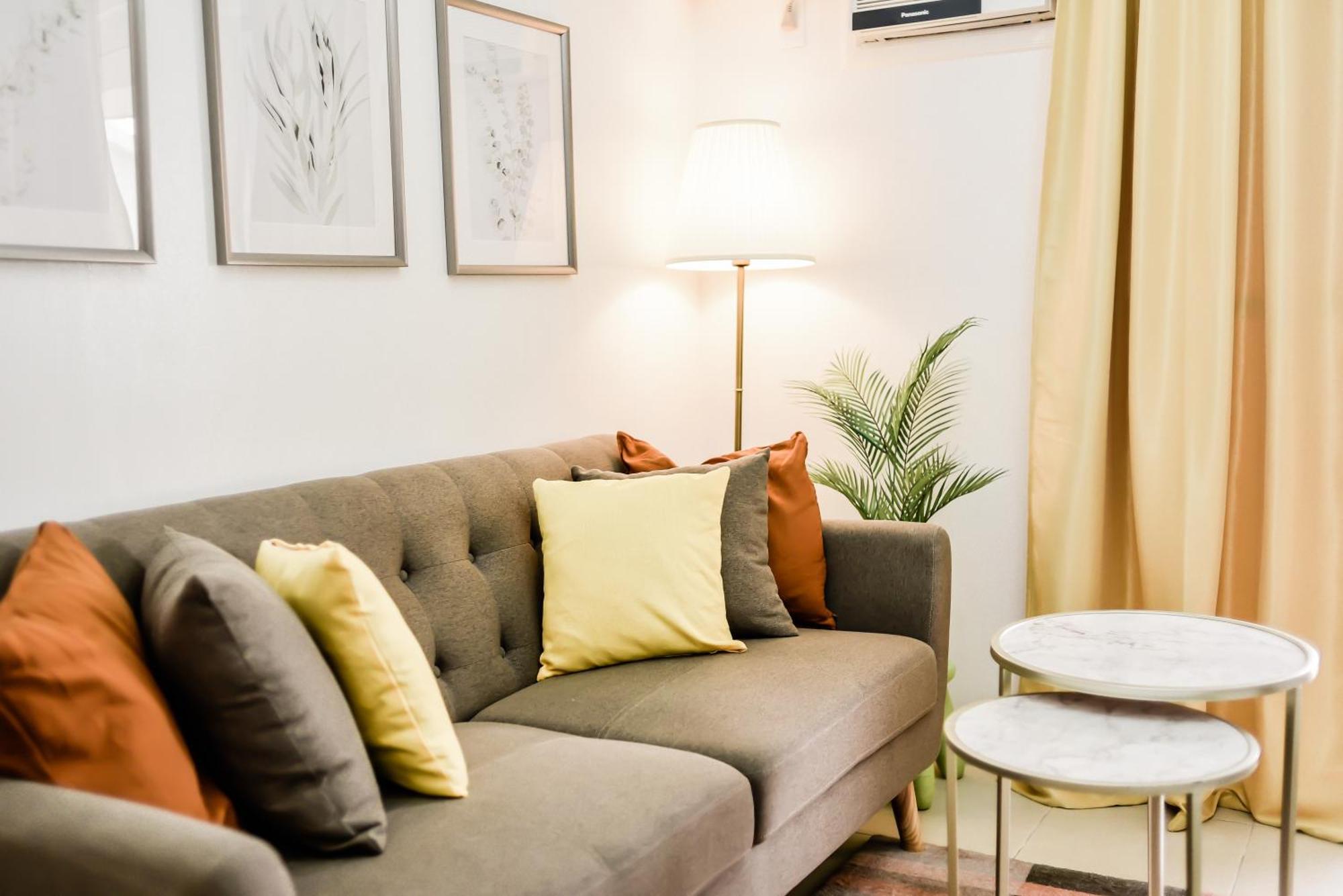 Excellent Location 2 Bdrm Homey Wifi Near Airport