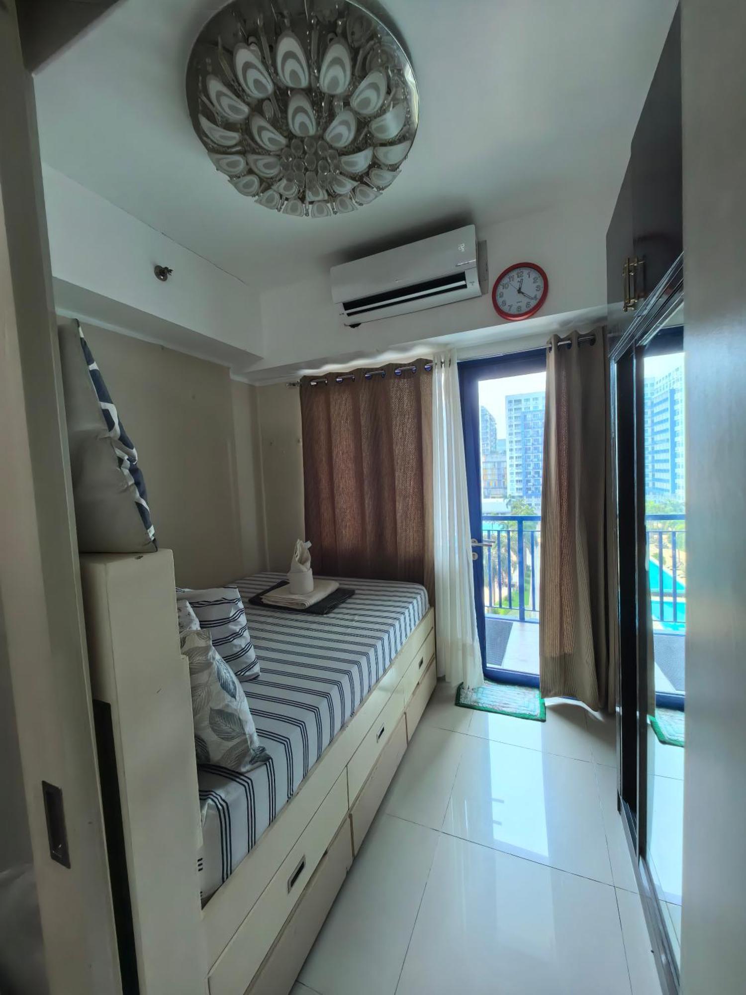 Apartment Sea Warren Place