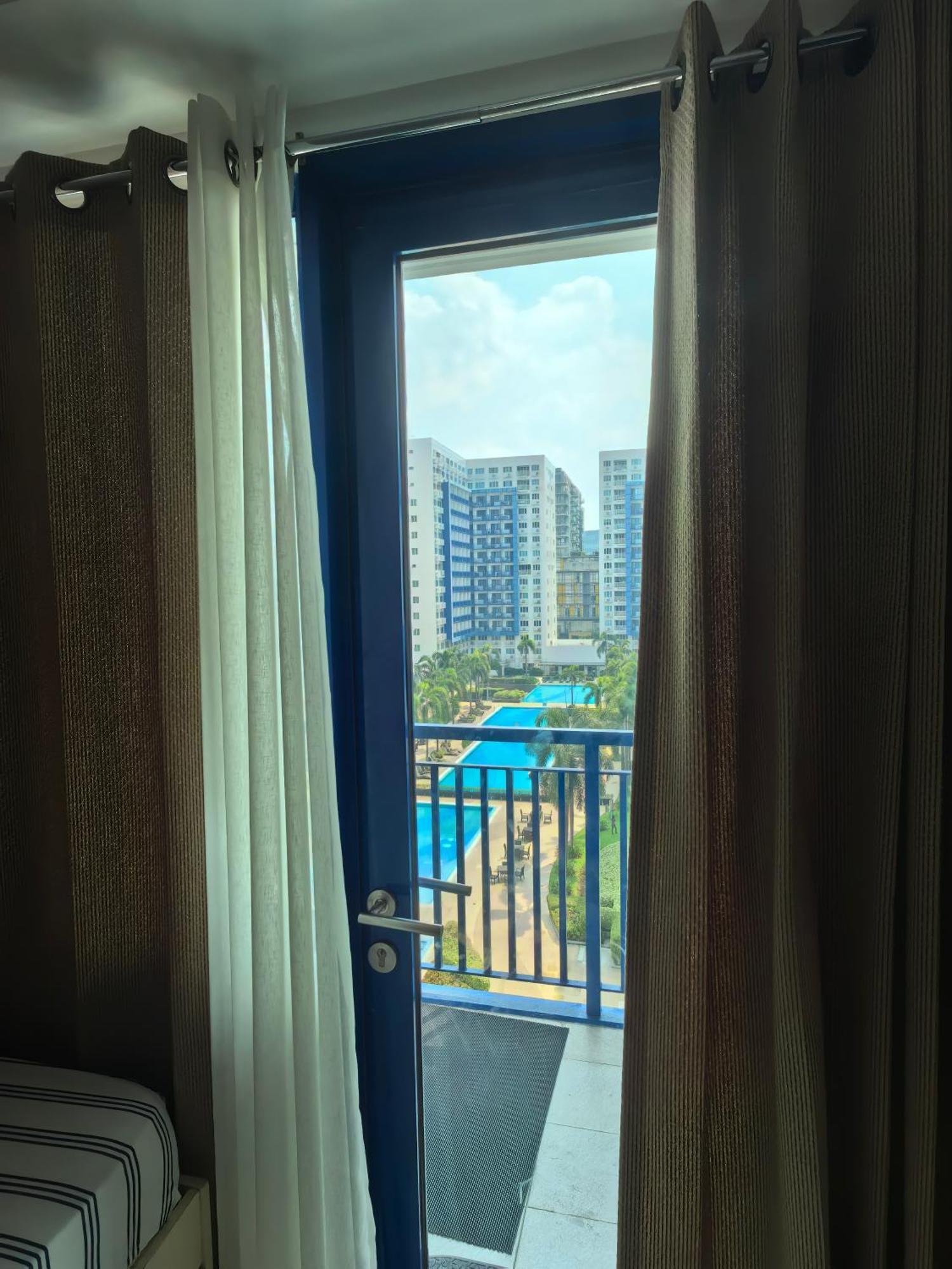 Sea Warren Place *