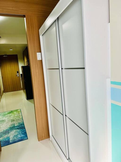 Soft Cerulean Sanctuary Shore 3 Apartment Manila