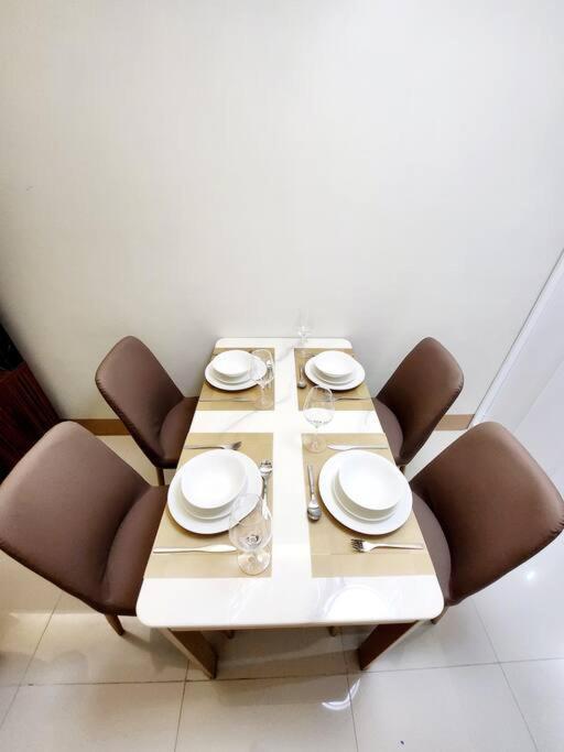 Mocha Flat At Shore 3 Tower 4