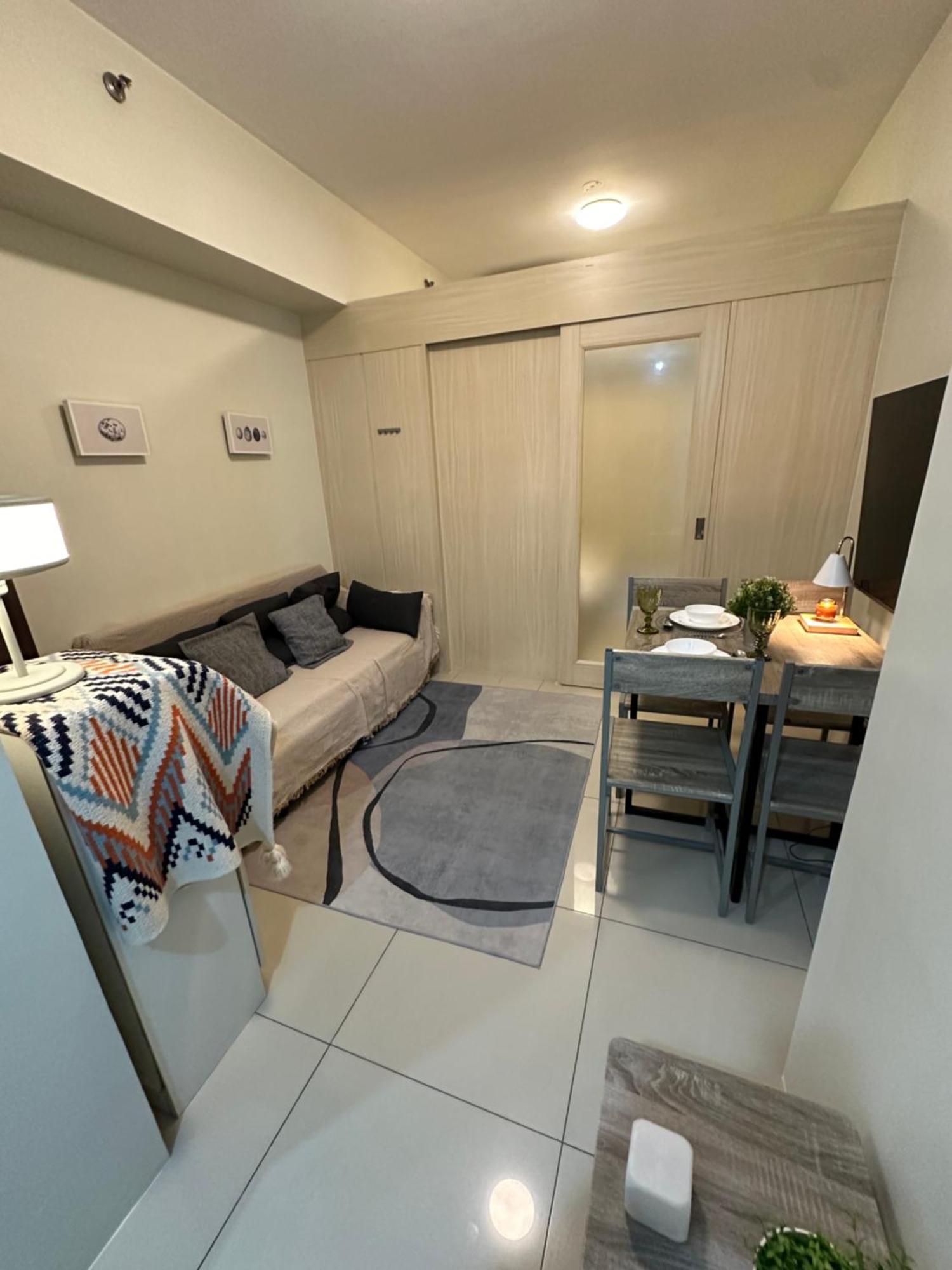 Apartment Cozy 1 Bedroom Makati With Balcony Wifi Manila