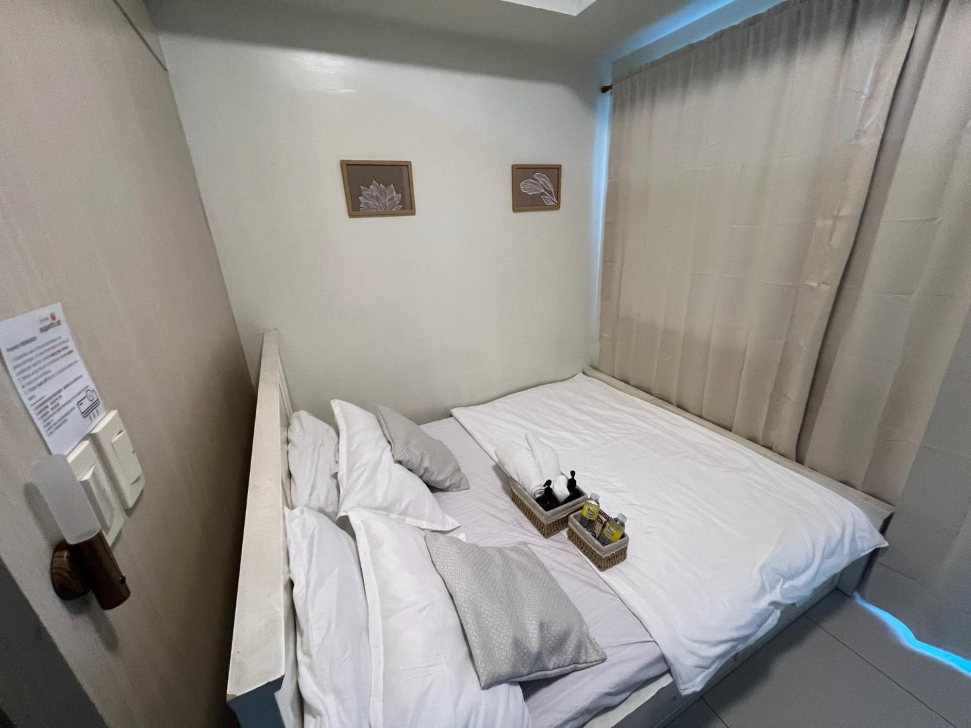 Cozy 1 Bedroom Makati With Balcony Wifi Apartment Manila