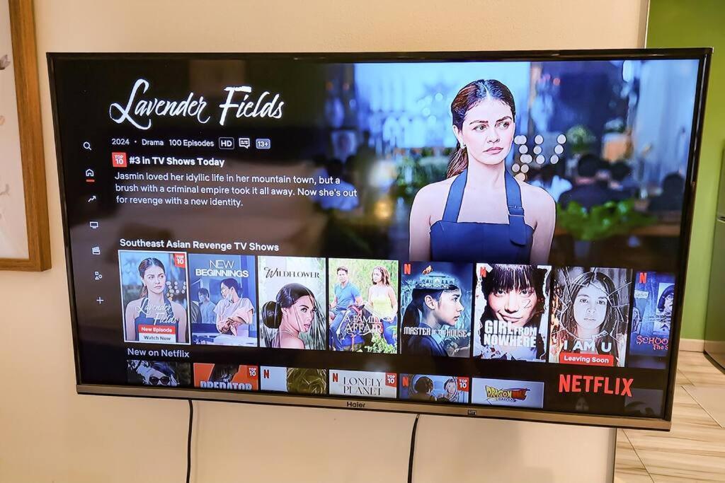 Flat In Gramercy Makati With Netflix *