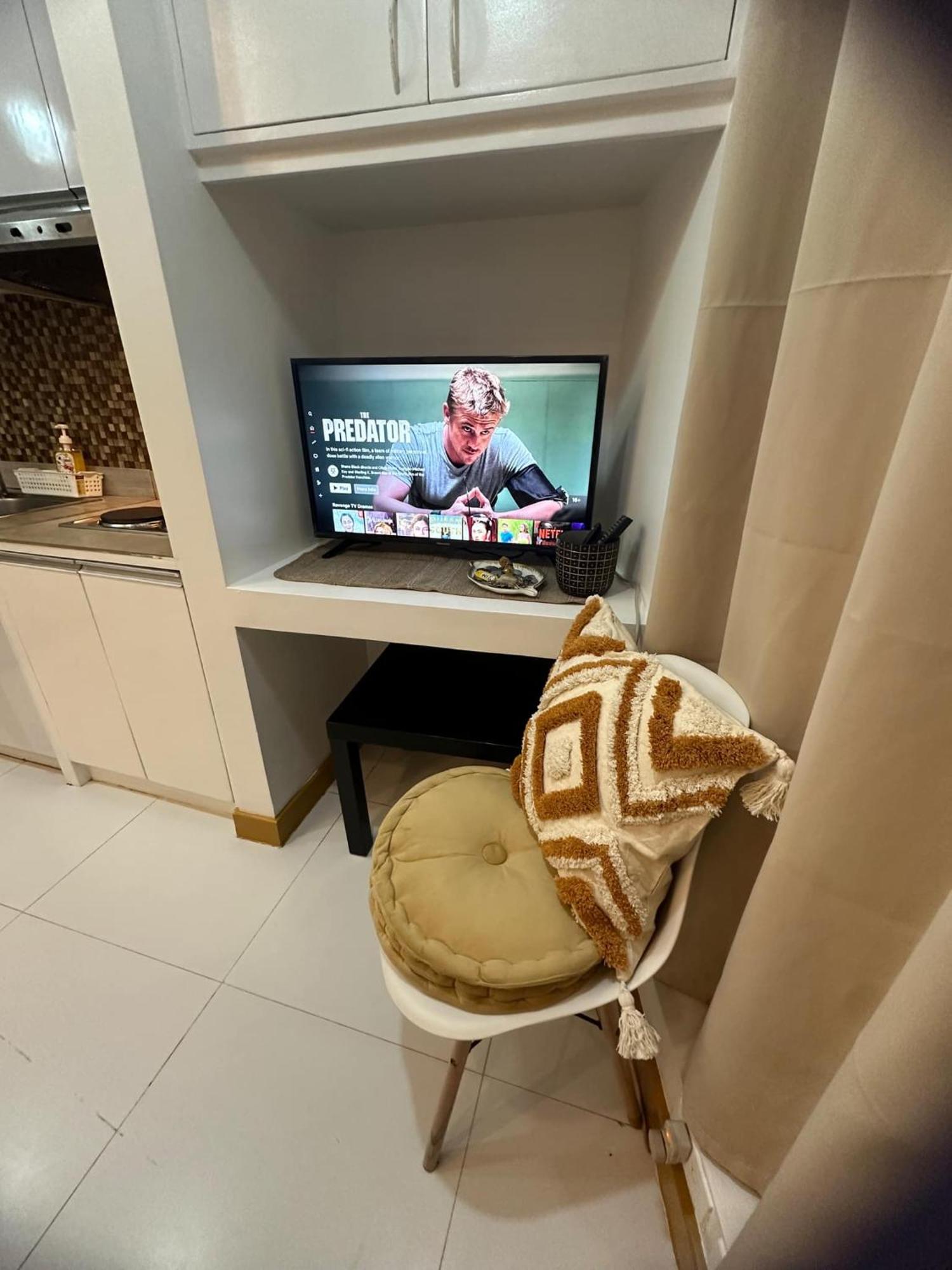 Cozy Place With View At Greenbelt Makati Apartment *