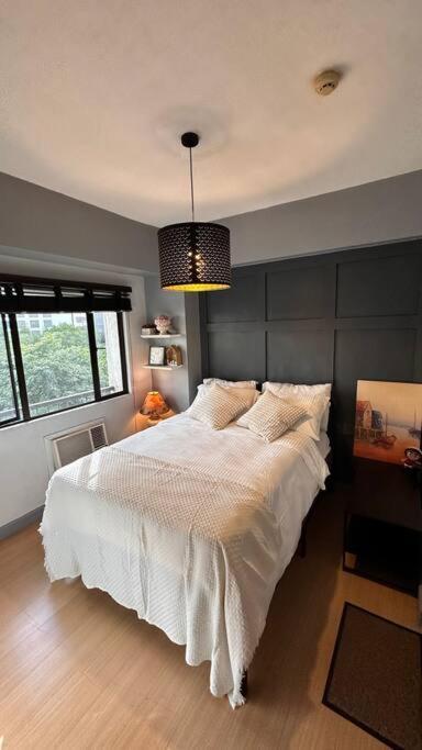 Apartment The Grey Loft Elegant Bgc Manila