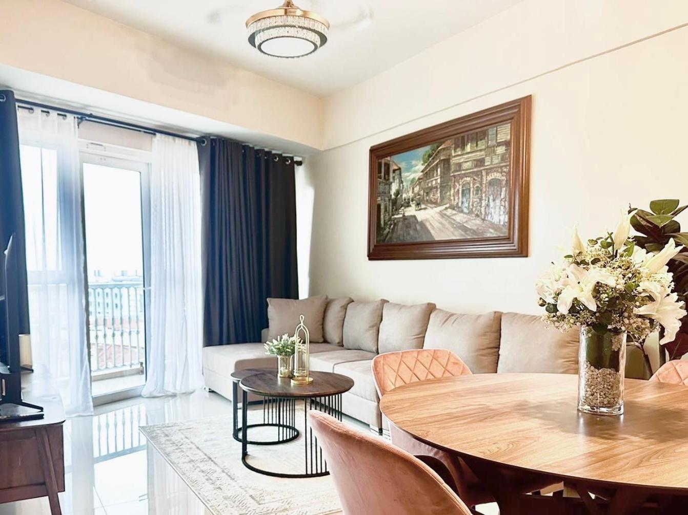 2 Bedrooms & 2 Bathrooms At Bgc Taguig Mckinley By Venice Grand Canal Mall * Manila
