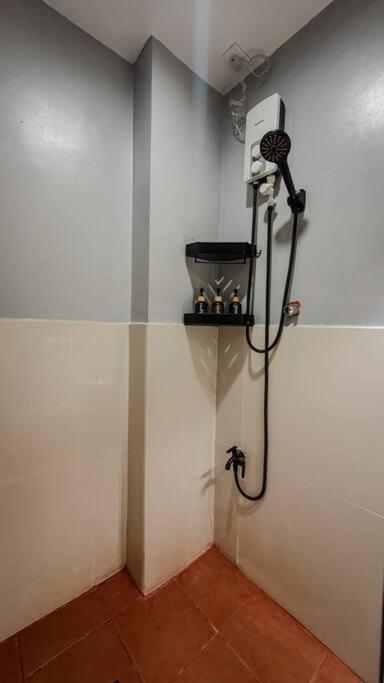 Ella 2 Bedroom Near Sm North And Waltermart Munoz