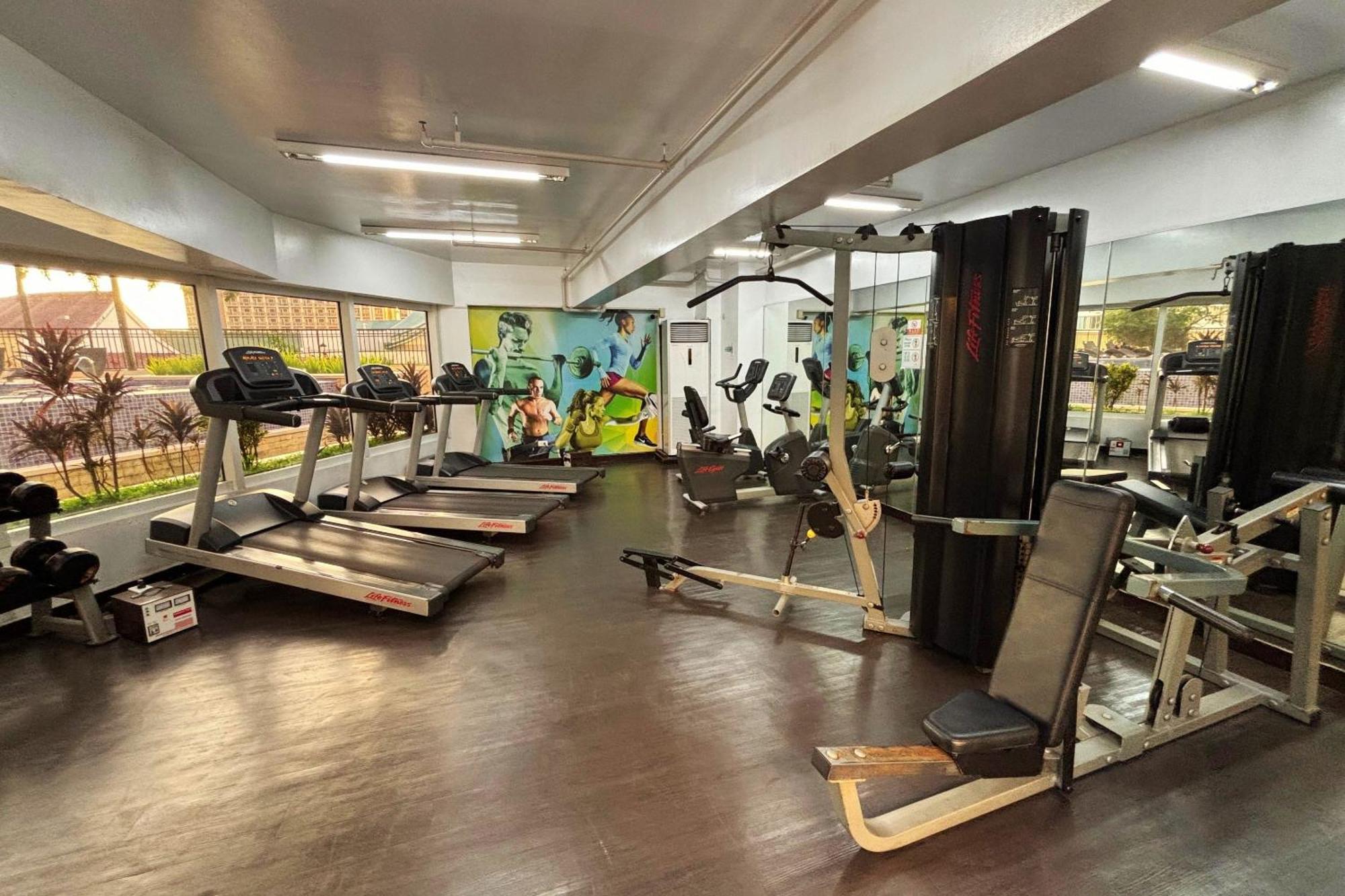 Apartment Extremeli Powered By Cocotel Manila
