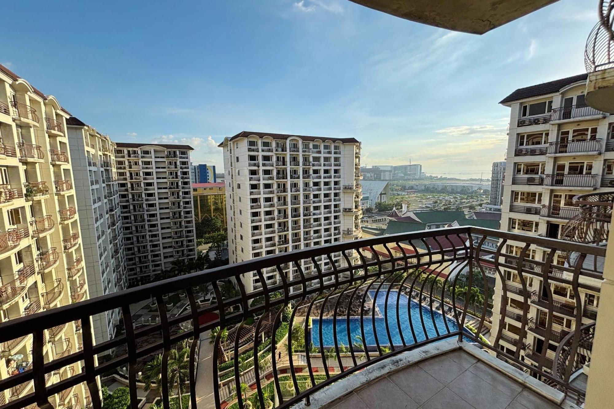 Extremeli Powered By Cocotel Apartment Manila