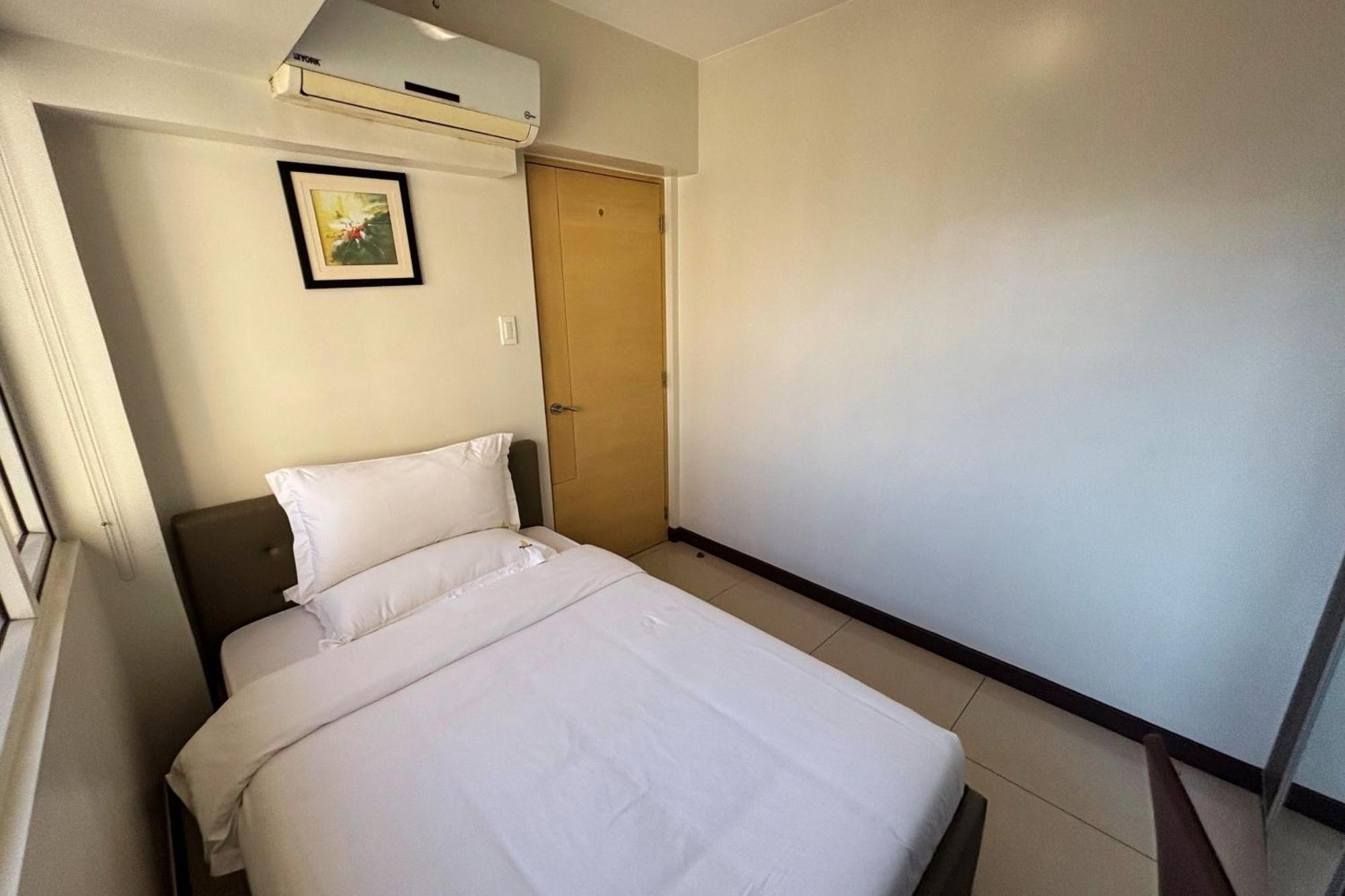 Apartment Extremeli Powered By Cocotel Manila