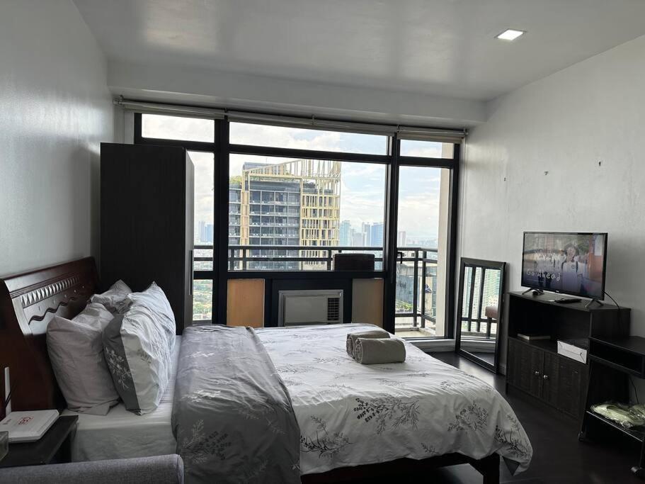Gramercy With View Fast Wifi Free Use Of Amenities *