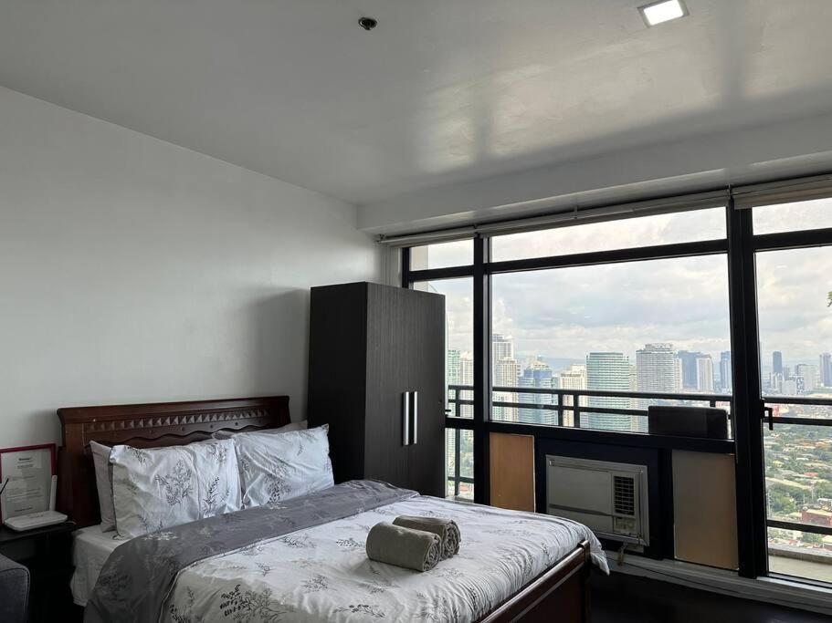 Gramercy With View Fast Wifi Free Use Of Amenities * Manila